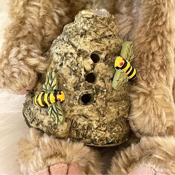 VTG Small Teddy Bear Holding A Beehive - Bow In Hair - Seated - Picture 7 of 7